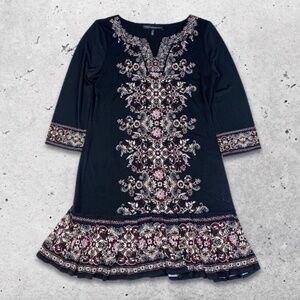 White House Black Market‎ Dress Pleated Hem Embellished Floral Knit Black Medium